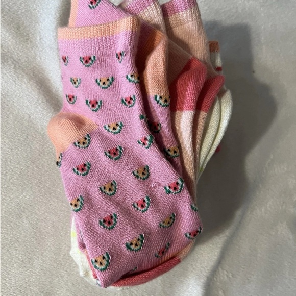 Cat & Jack Girls 6 Pair Super Soft Ankle Sock Pack Size M 9-2.5 Fruit - Picture 2 of 4